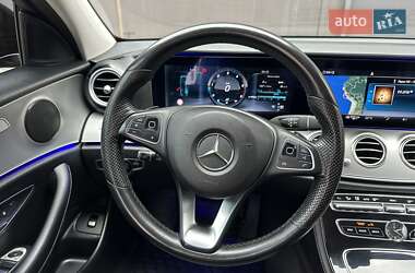 Седан Mercedes-Benz E-Class 2016 в 