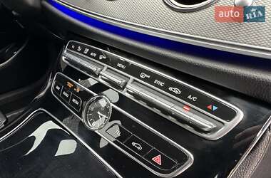 Седан Mercedes-Benz E-Class 2016 в 