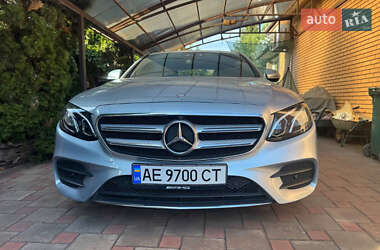 Седан Mercedes-Benz E-Class 2016 в Киеве