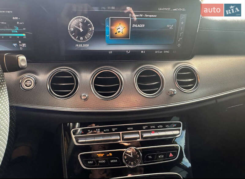 Седан Mercedes-Benz E-Class 2016 в Києві