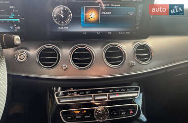 Седан Mercedes-Benz E-Class 2016 в 