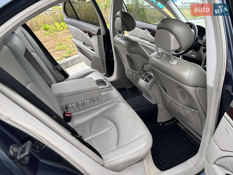 Седан Mercedes-Benz E-Class 2003 в Львові фото 23 Седан Mercedes-Benz E-Class 2003 в Львові