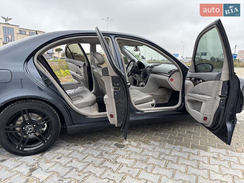 Седан Mercedes-Benz E-Class 2003 в Львові фото 29 Седан Mercedes-Benz E-Class 2003 в Львові