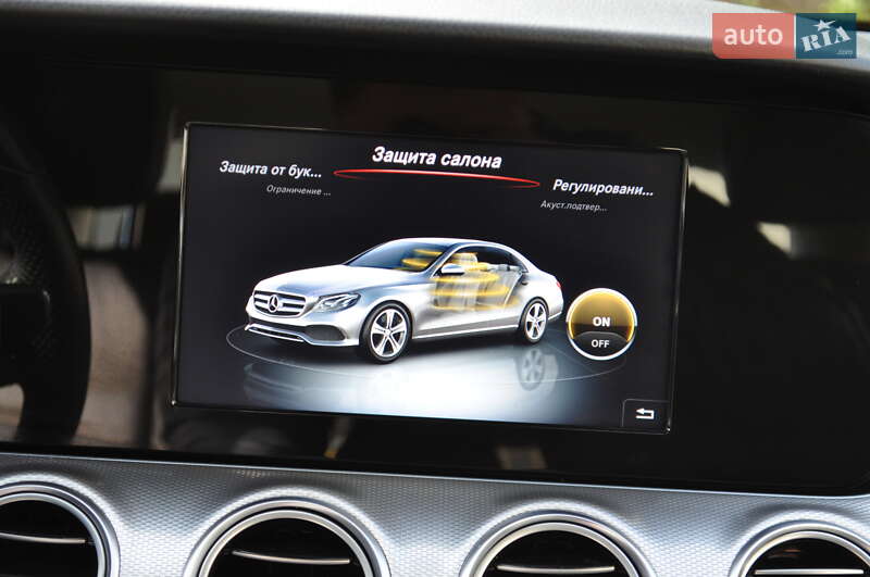 Седан Mercedes-Benz E-Class 2018 в Києві