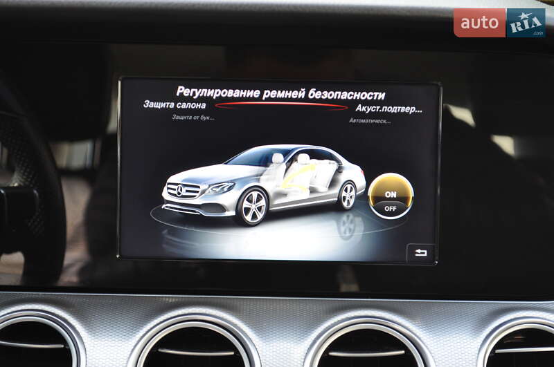 Седан Mercedes-Benz E-Class 2018 в Києві