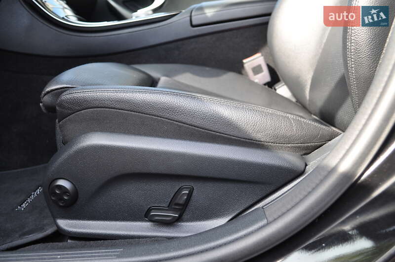 Седан Mercedes-Benz E-Class 2018 в Києві