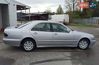 Седан Mercedes-Benz E-Class 1999 в 