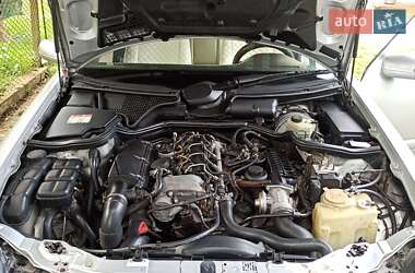 Седан Mercedes-Benz E-Class 1999 в 