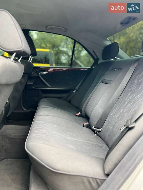 Седан Mercedes-Benz E-Class 2000 в Николаеве
