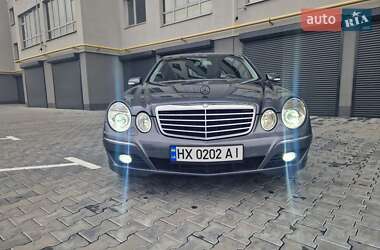 Седан Mercedes-Benz E-Class 2008 в 