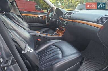 Седан Mercedes-Benz E-Class 2008 в 