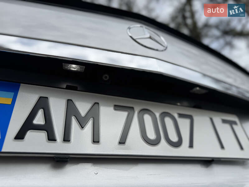 Седан Mercedes-Benz E-Class 2014 в Звягелі