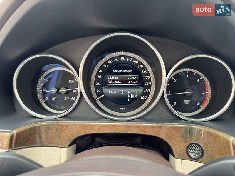 Седан Mercedes-Benz E-Class 2014 в Звягелі