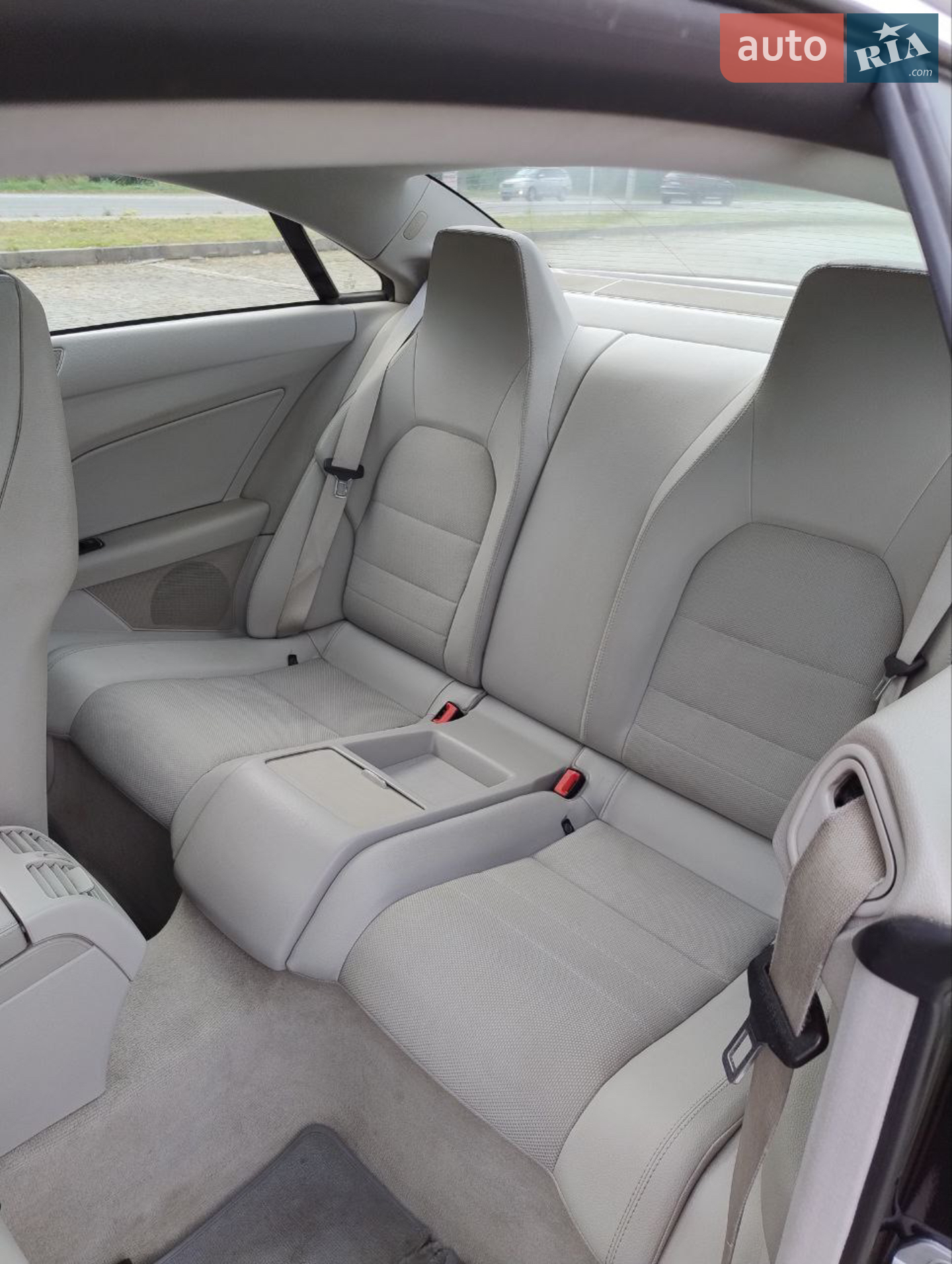 2010 Mercedes-Benz E-klasse - мініатюра 13