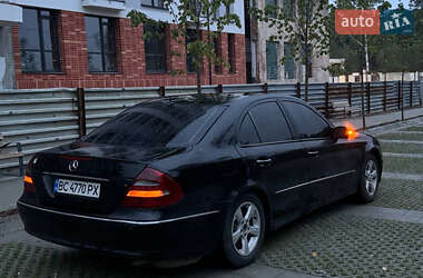 Седан Mercedes-Benz E-Class 2003 в 