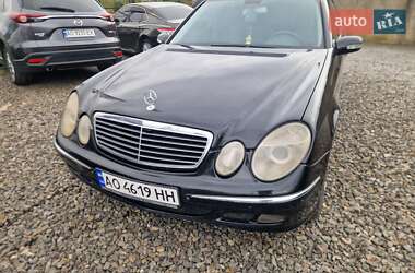 Седан Mercedes-Benz E-Class 2003 в Хусті