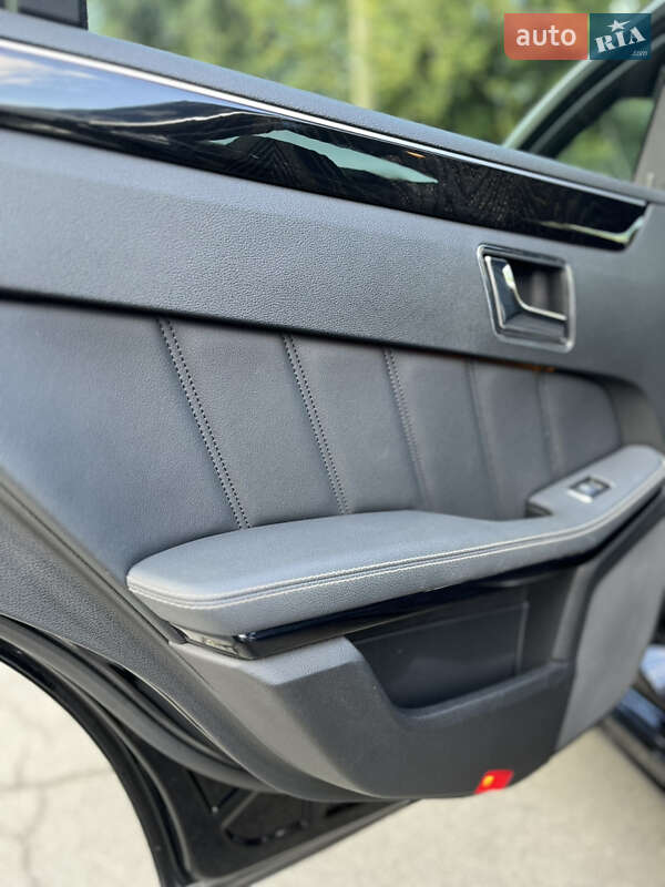 Седан Mercedes-Benz E-Class 2011 в Днепре фото 28 Седан Mercedes-Benz E-Class 2011 в Днепре