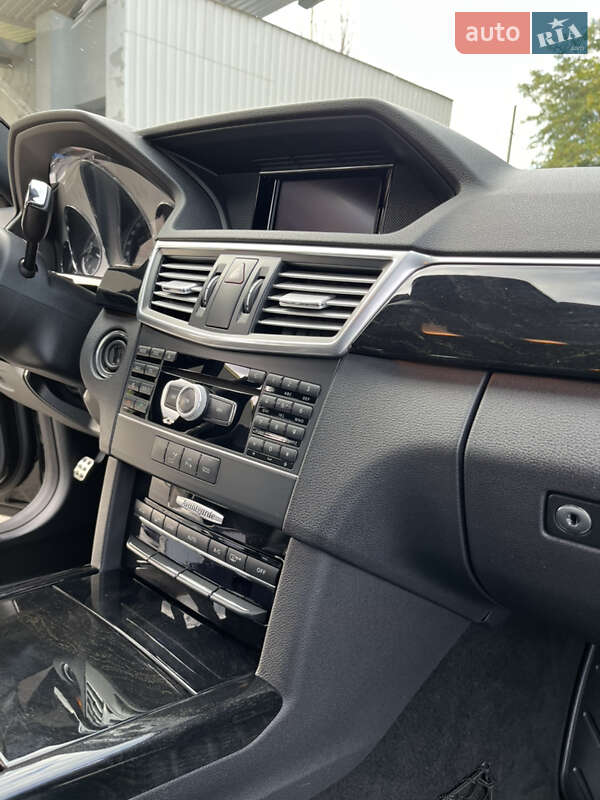 Седан Mercedes-Benz E-Class 2011 в Днепре фото 39 Седан Mercedes-Benz E-Class 2011 в Днепре