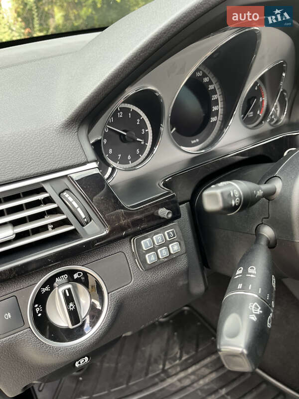 Седан Mercedes-Benz E-Class 2011 в Днепре фото 45 Седан Mercedes-Benz E-Class 2011 в Днепре