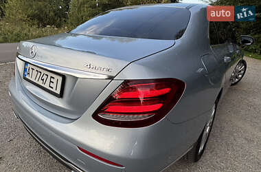 Седан Mercedes-Benz E-Class 2016 в 