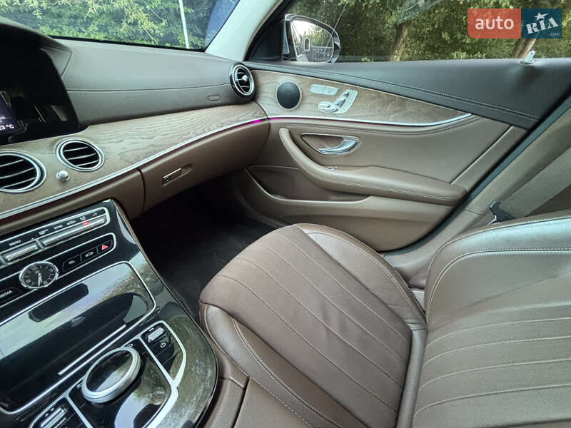 Седан Mercedes-Benz E-Class 2016 в Івано-Франківську фото 18 Седан Mercedes-Benz E-Class 2016 в Івано-Франківську