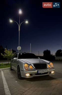 Седан Mercedes-Benz E-Class 2000 в Сторожинці