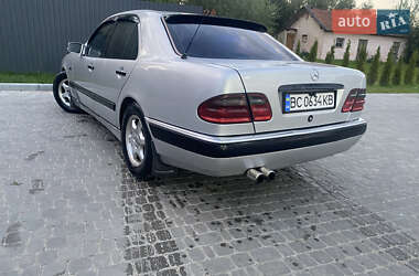 Седан Mercedes-Benz E-Class 1996 в 