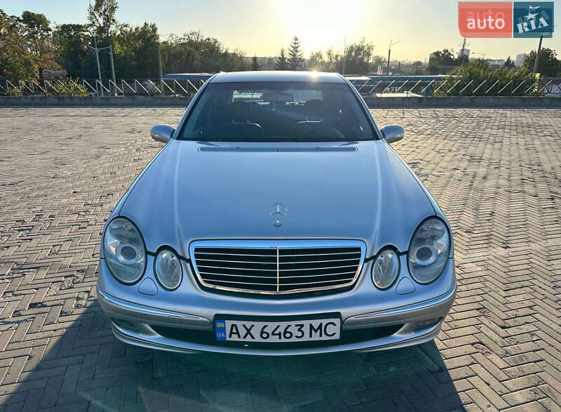Седан Mercedes-Benz E-Class 2005 в Слов'янську