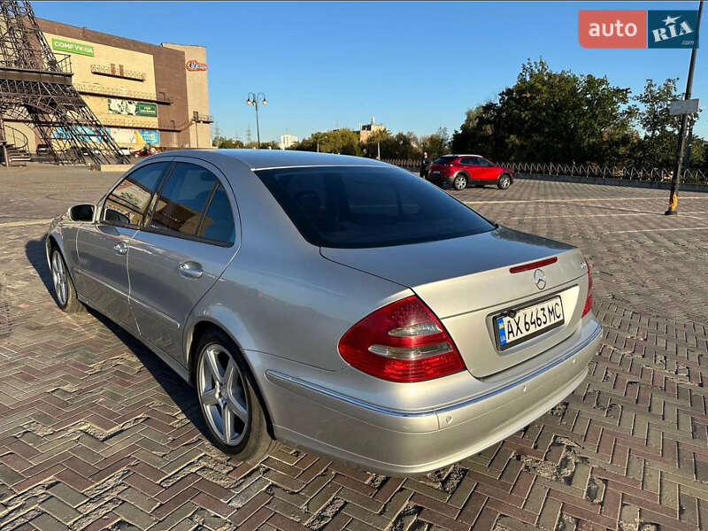 Седан Mercedes-Benz E-Class 2005 в Слов'янську