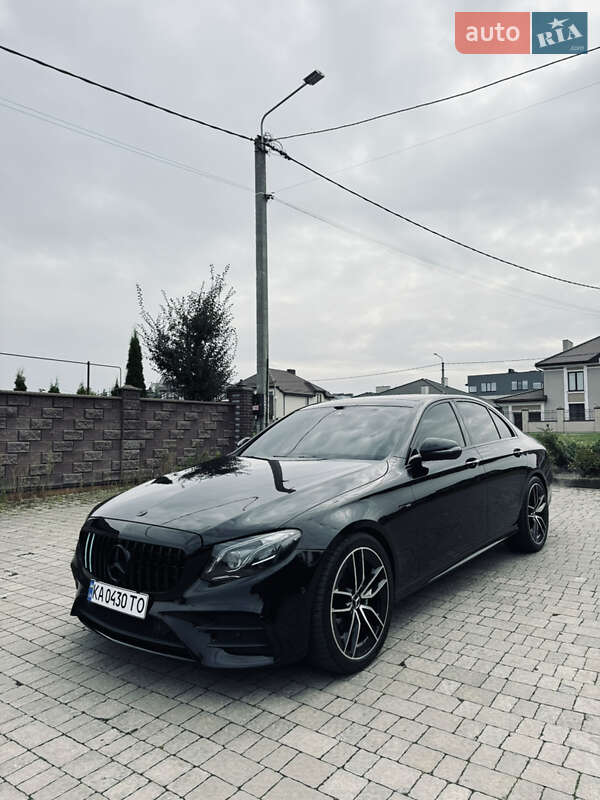 Седан Mercedes-Benz E-Class 2016 в Рівному