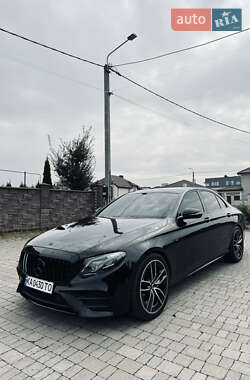 Седан Mercedes-Benz E-Class 2016 в 