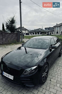 Седан Mercedes-Benz E-Class 2016 в 