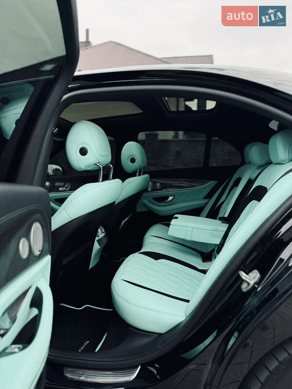 Седан Mercedes-Benz E-Class 2016 в Рівному