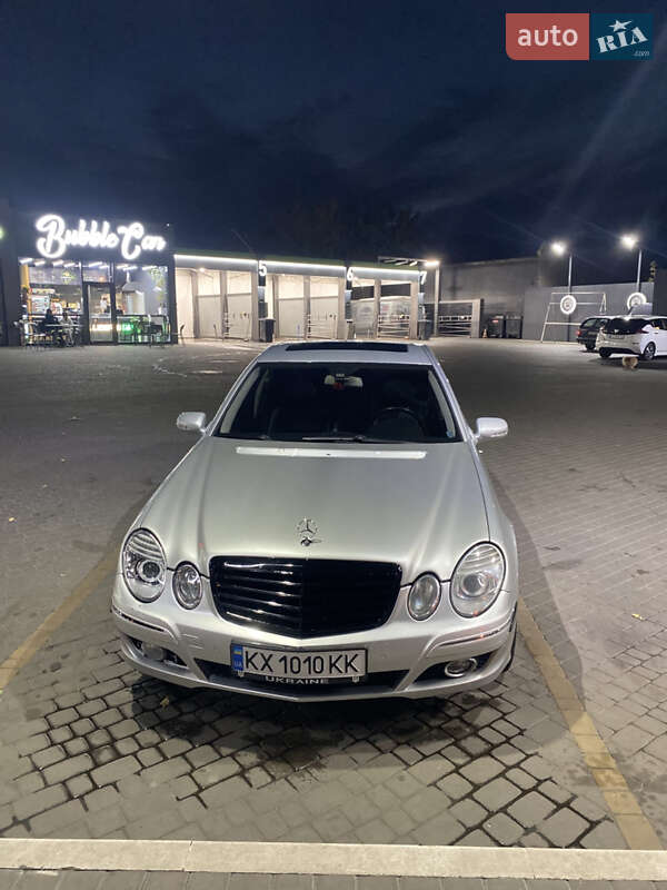 Седан Mercedes-Benz E-Class 2008 в Харькове