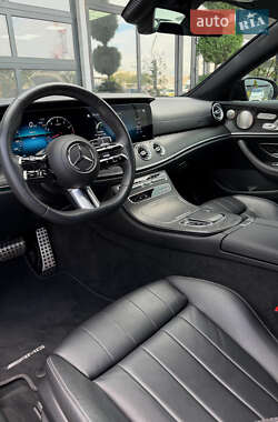 Купе Mercedes-Benz E-Class 2023 в 