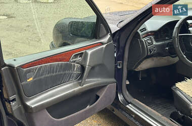 Седан Mercedes-Benz E-Class 1998 в 