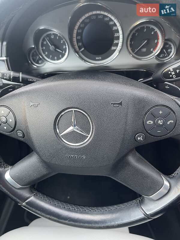 Універсал Mercedes-Benz E-Class 2011 в Дрогобичі
