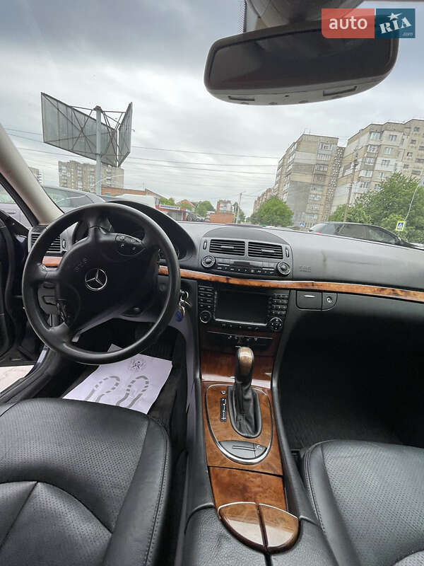 Седан Mercedes-Benz E-Class 2004 в Хмельницком