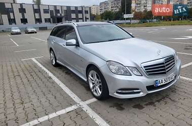 Универсал Mercedes-Benz E-Class 2011 в Киеве