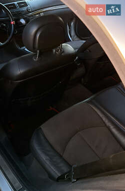 Седан Mercedes-Benz E-Class 2003 в 
