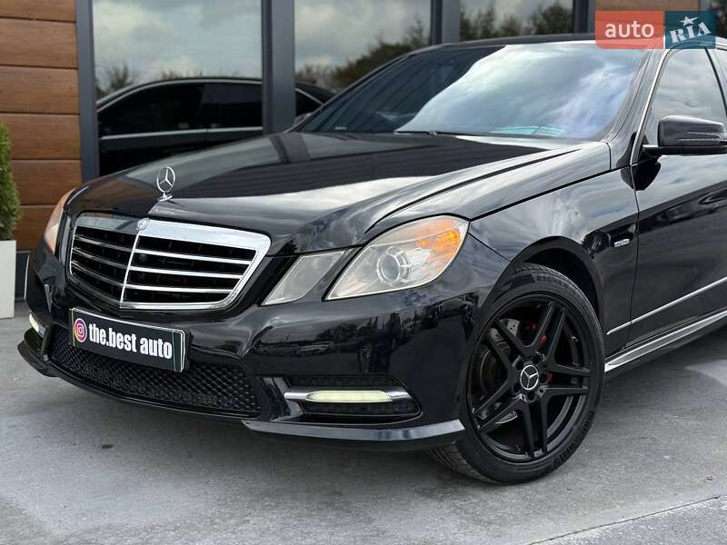 Седан Mercedes-Benz E-Class 2012 в Рівному