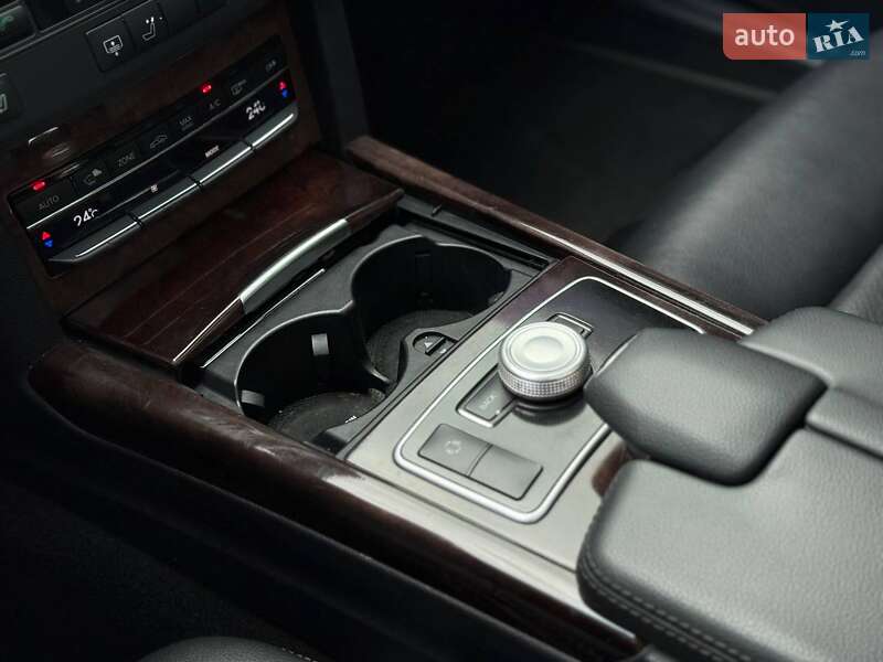 Седан Mercedes-Benz E-Class 2012 в Рівному