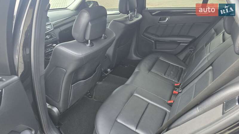 Універсал Mercedes-Benz E-Class 2011 в Івано-Франківську