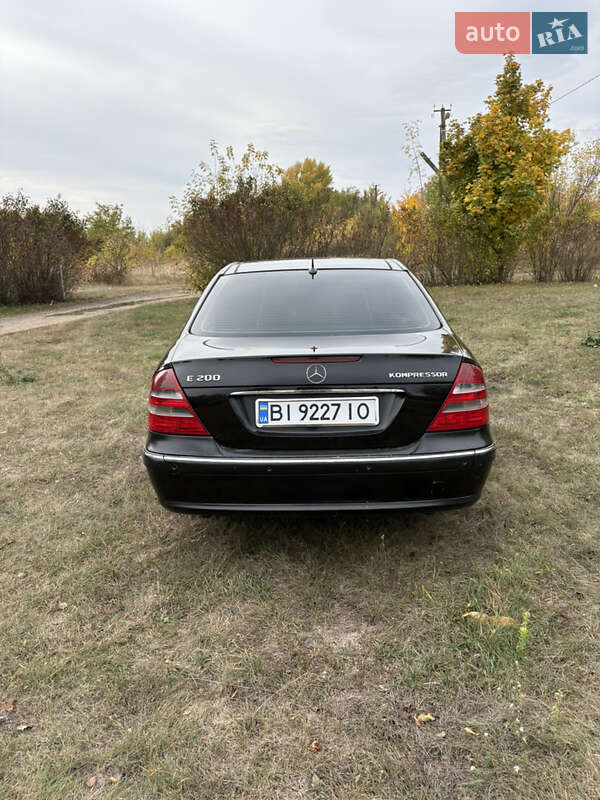 Седан Mercedes-Benz E-Class 2004 в Новых Санжарах