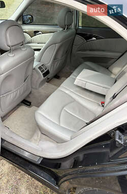 Седан Mercedes-Benz E-Class 2004 в 