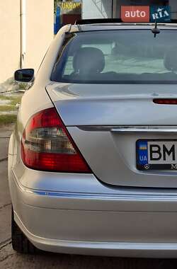 Седан Mercedes-Benz E-Class 2007 в 