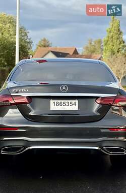 Седан Mercedes-Benz E-Class 2021 в 