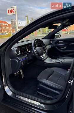 Седан Mercedes-Benz E-Class 2021 в 