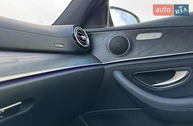 Седан Mercedes-Benz E-Class 2021 в 