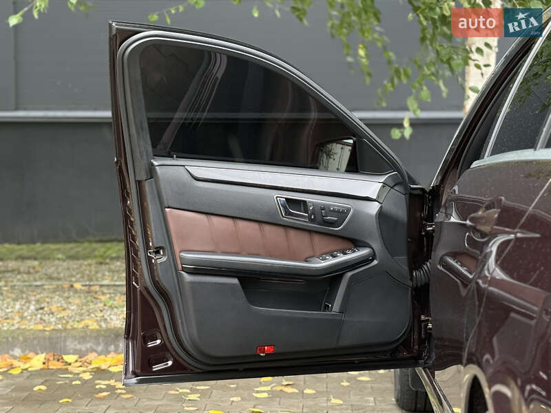 Седан Mercedes-Benz E-Class 2009 в Белой Церкви